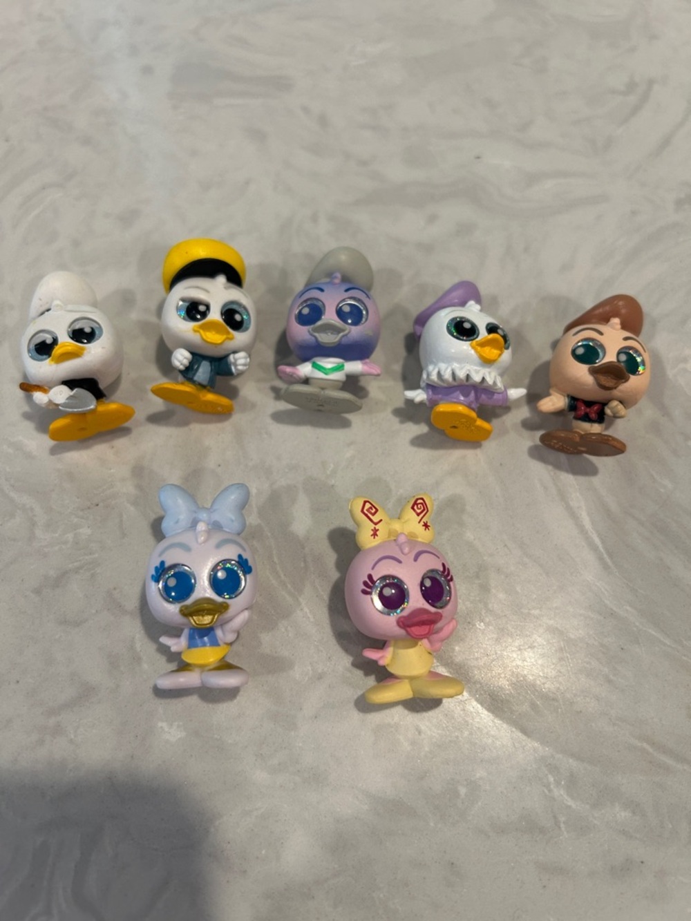Disney Doorables Set of 7 Donald and Daffy Ducks. Excellent condition - Picture 4 of 5